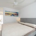 아파트 Luxury Seaview Monte Rojo *