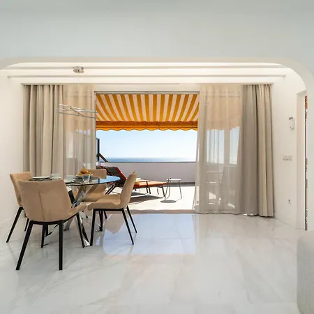 アパート Luxury Seaview Monte Rojo *